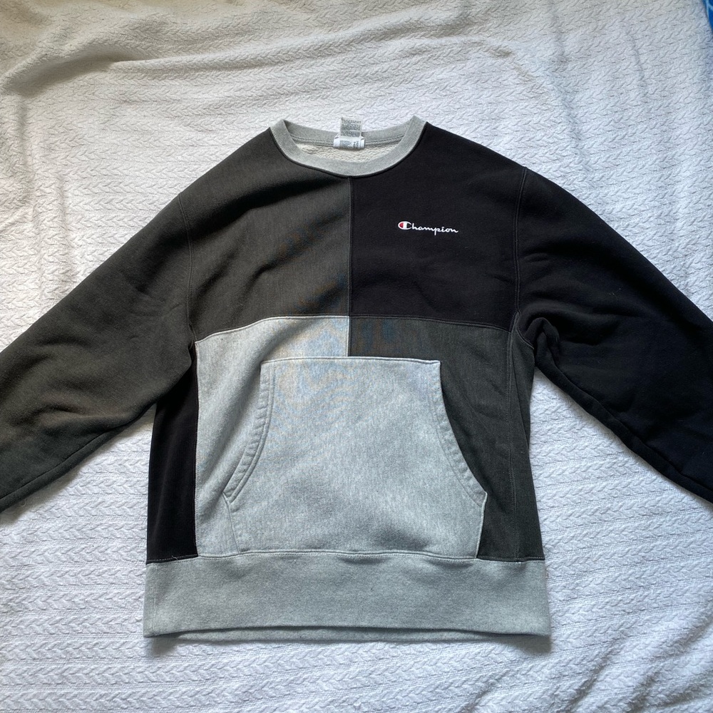 Champion block color Crewneck Size M
